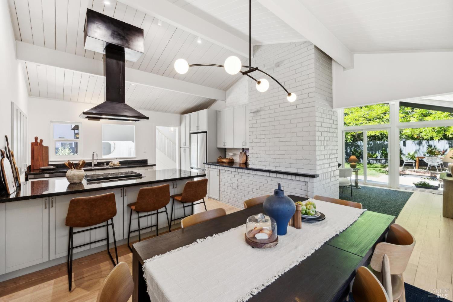 2647 Heatherstone Dr