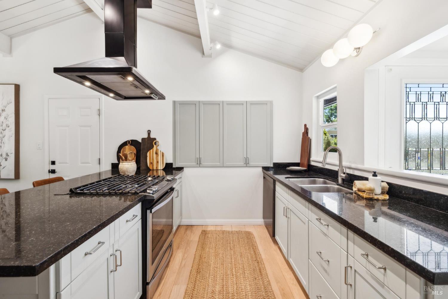 2647 Heatherstone Dr