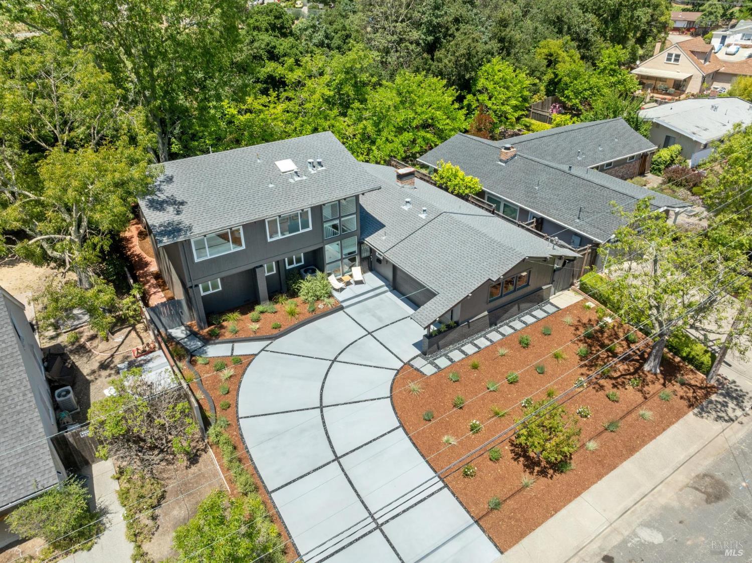 2647 Heatherstone Dr