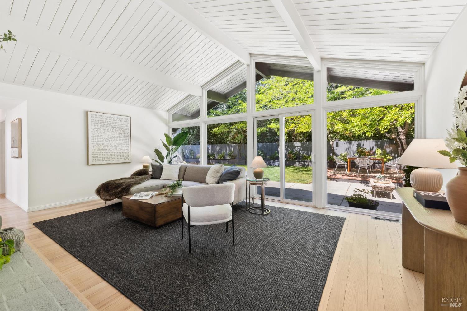 2647 Heatherstone Dr