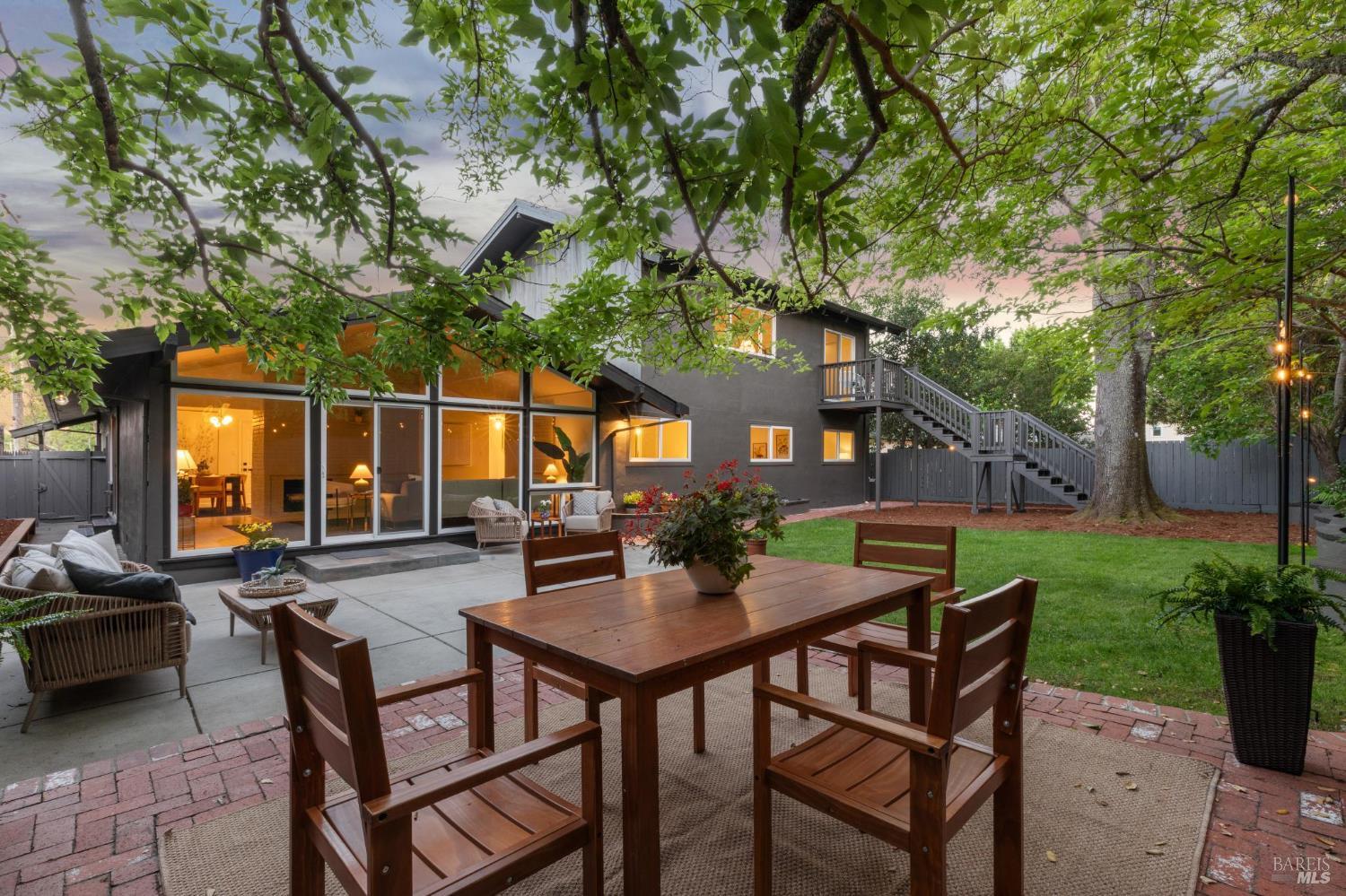 2647 Heatherstone Dr