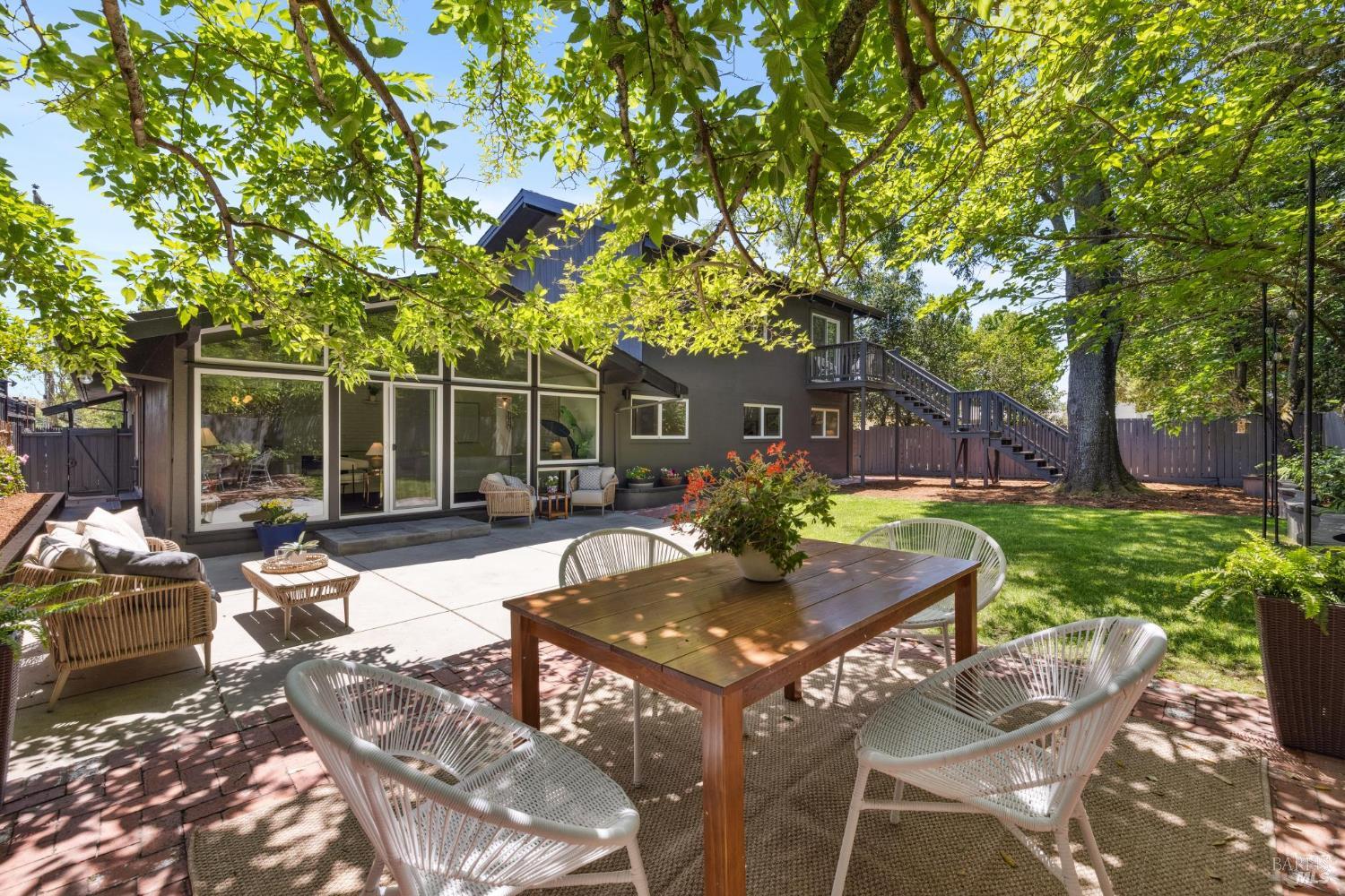 2647 Heatherstone Dr