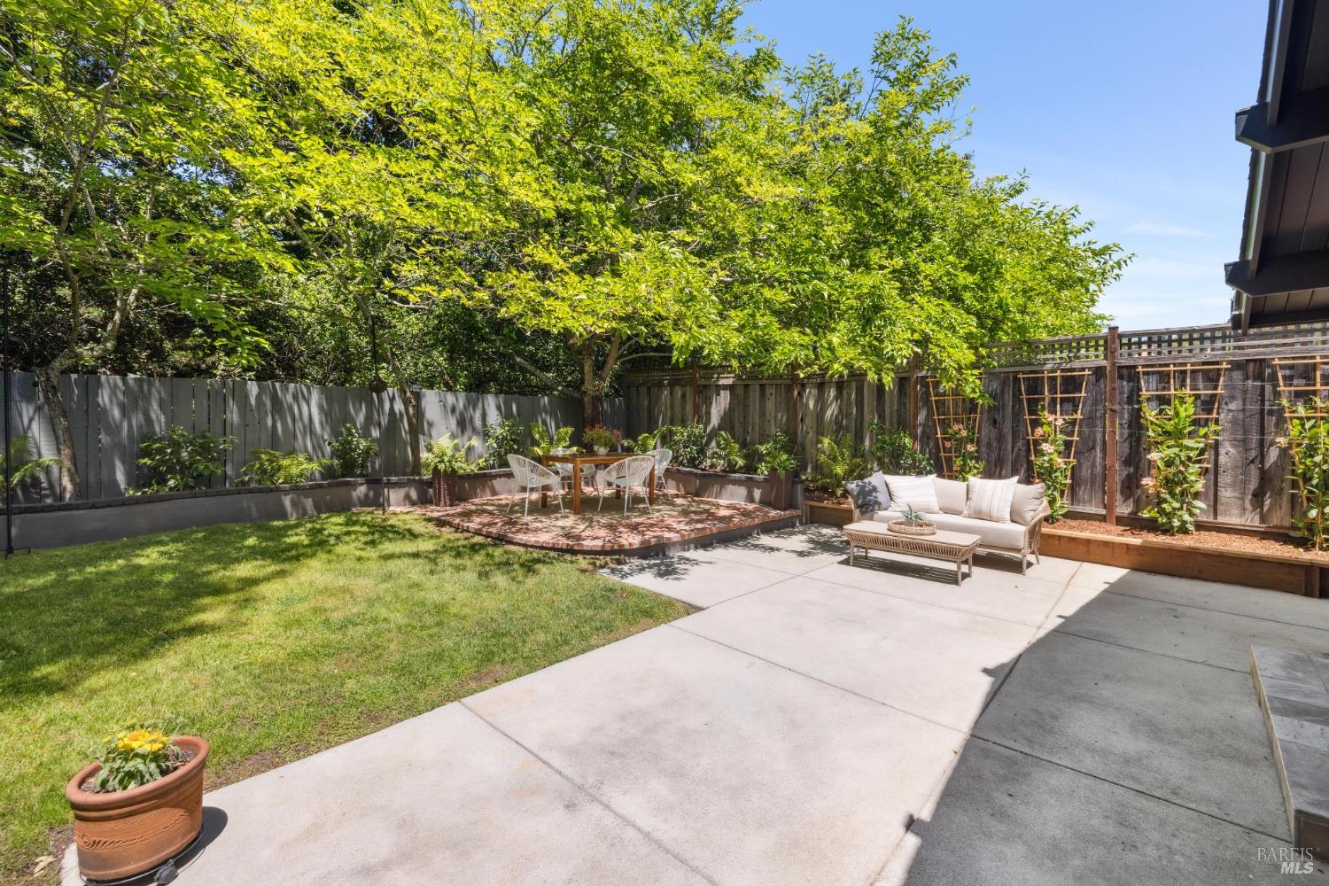 2647 Heatherstone Dr