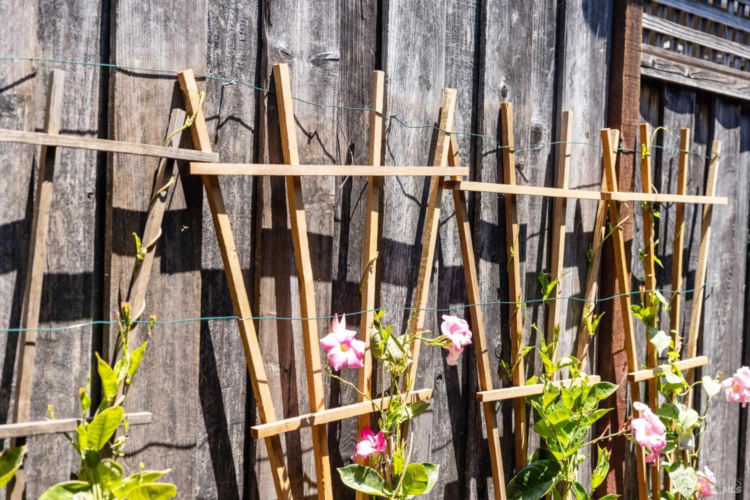 2647 Heatherstone Dr