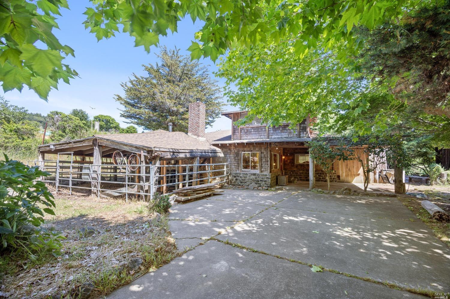 5953 Shoreline Hwy