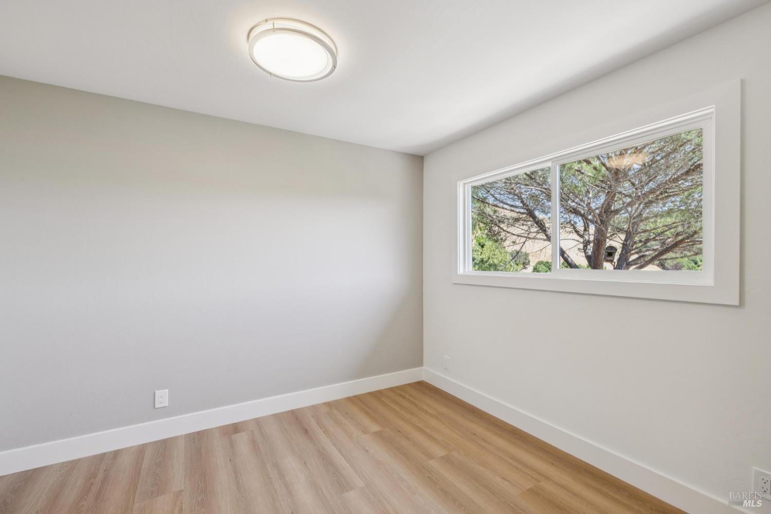 16 Montevideo Way