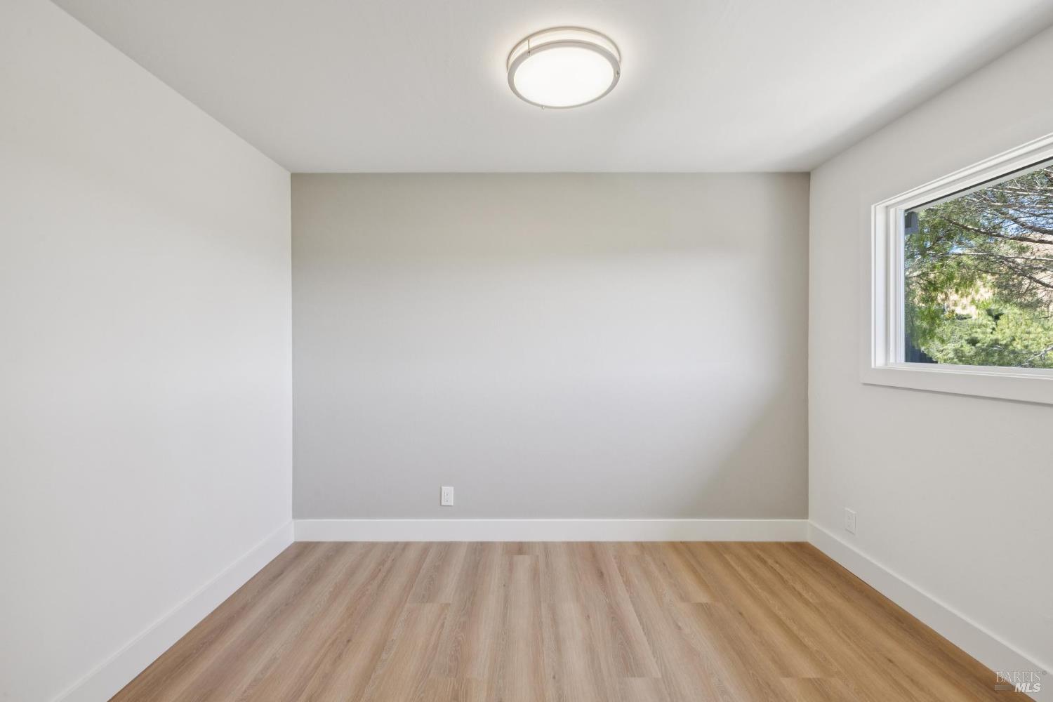 16 Montevideo Way