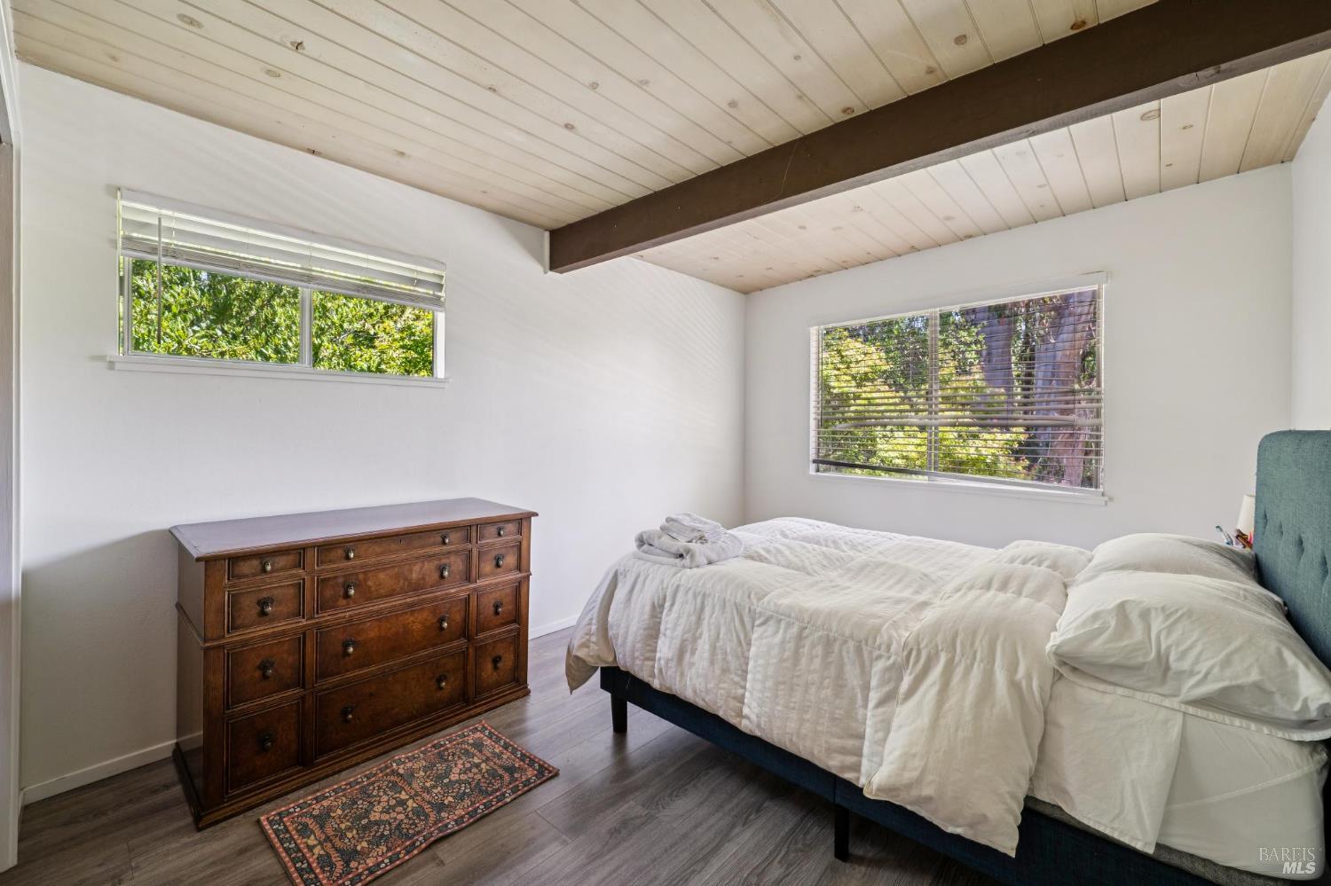 15 Montecito Dr