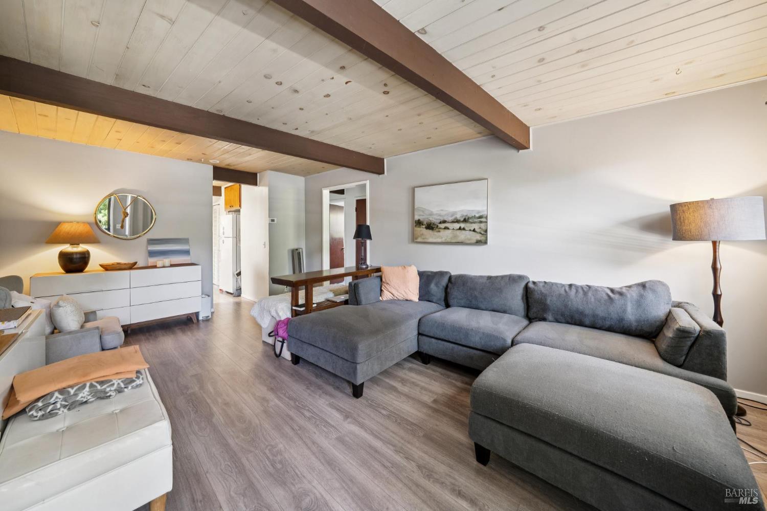 15 Montecito Dr