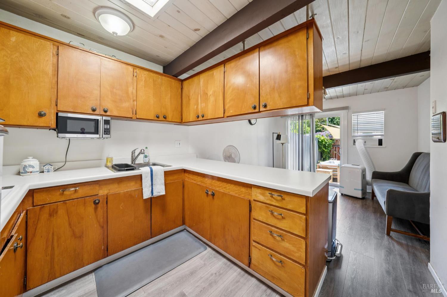 15 Montecito Dr