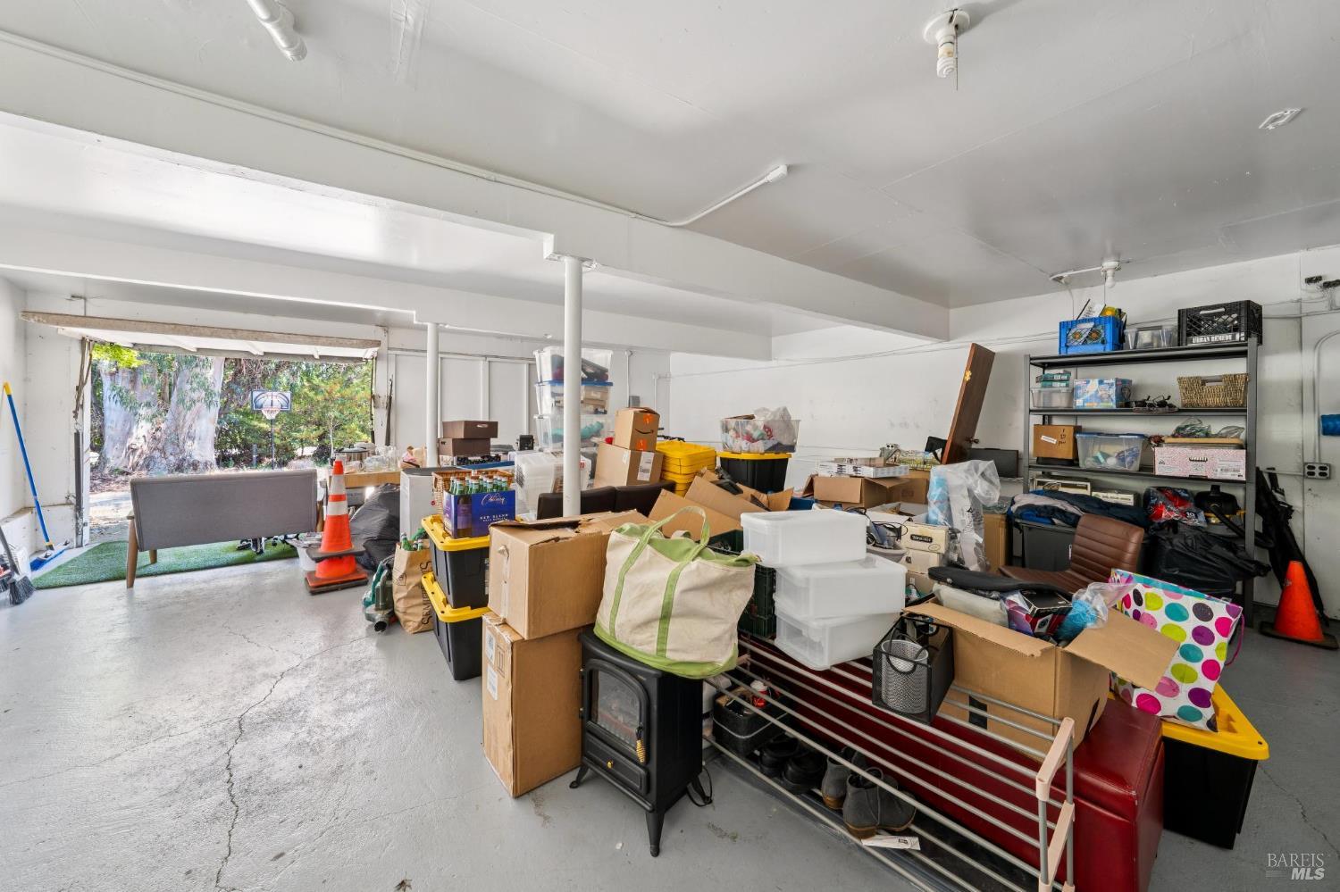15 Montecito Dr