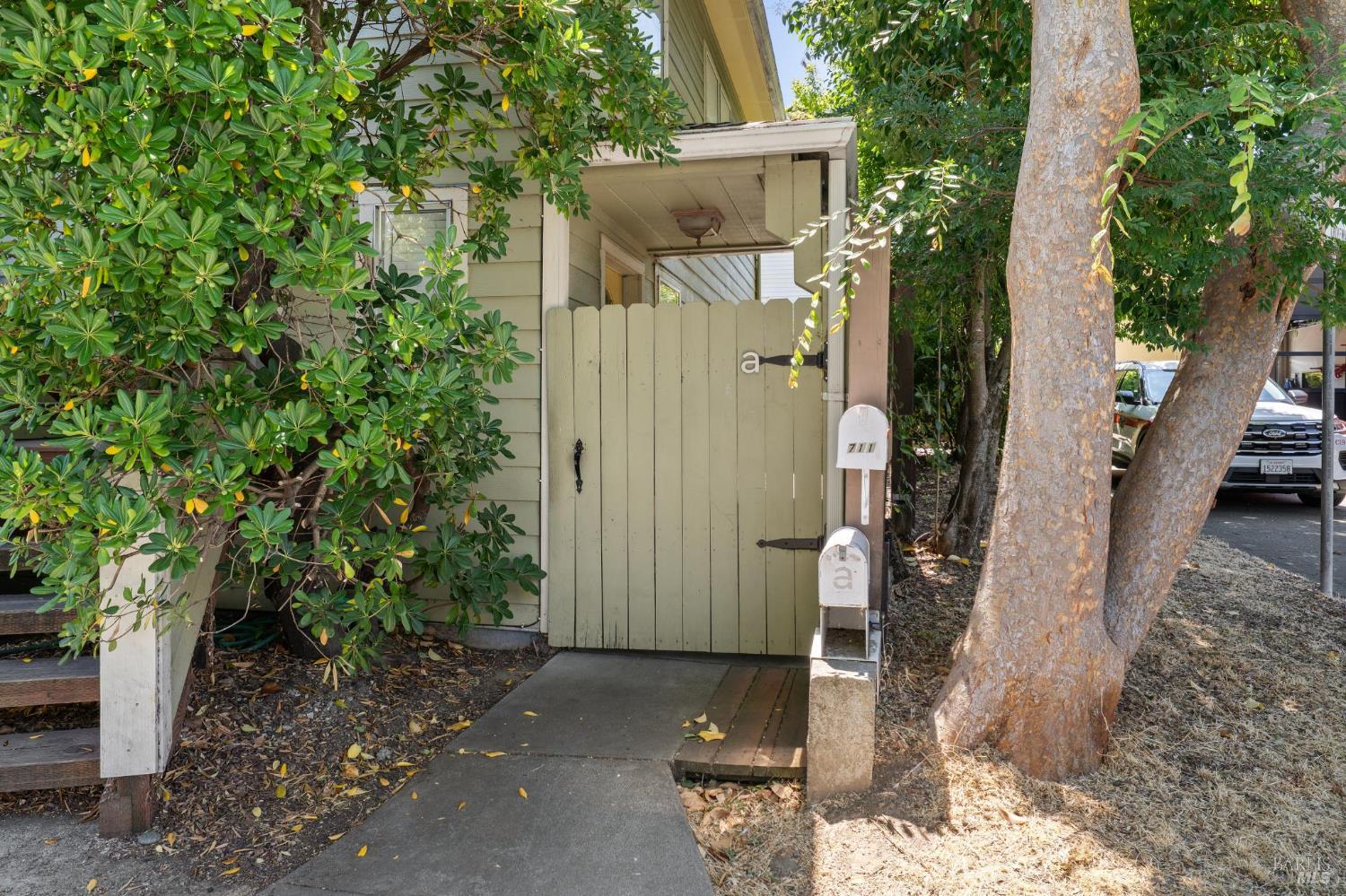 711 San Anselmo Ave