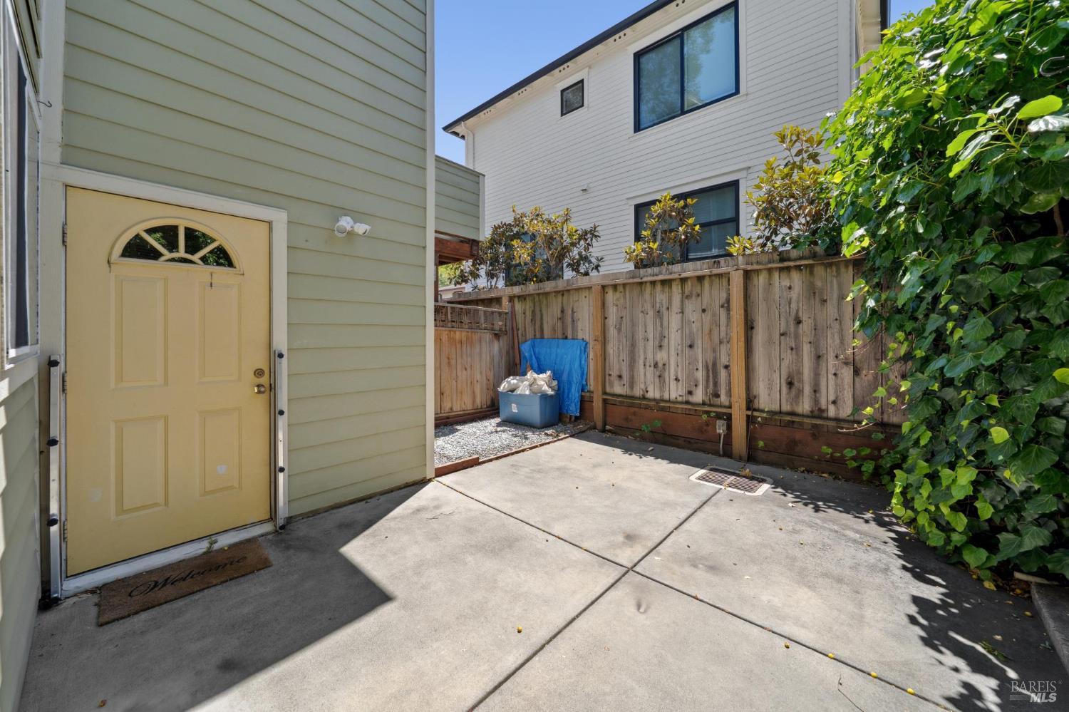 711 San Anselmo Ave