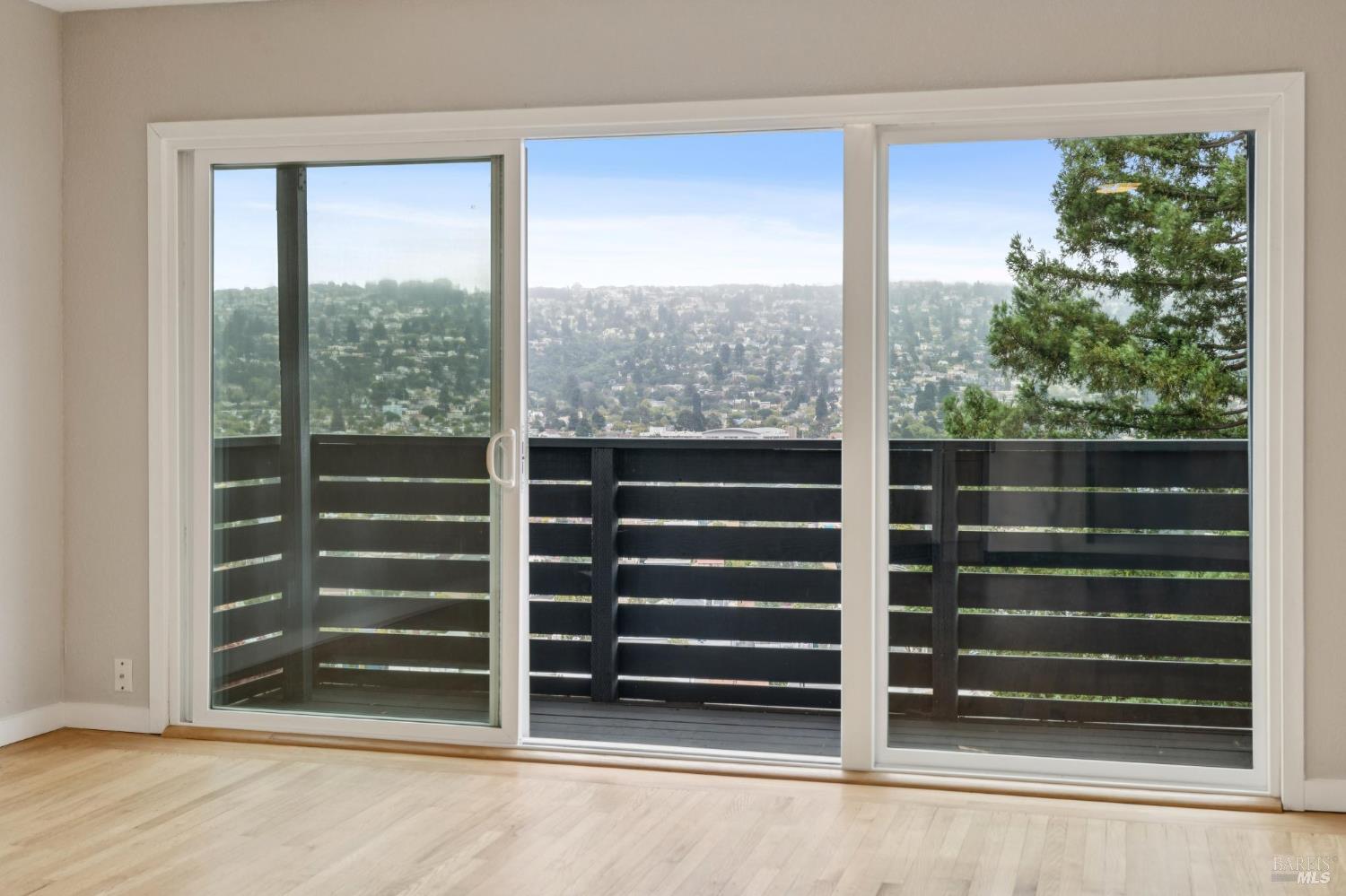 785 Taft Ave #10