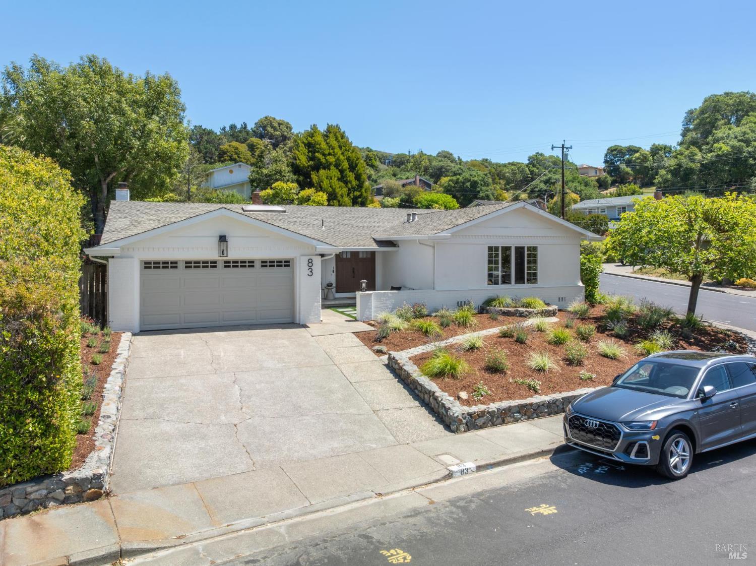 83 Cottonwood Dr