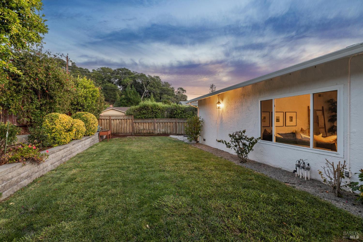 83 Cottonwood Dr