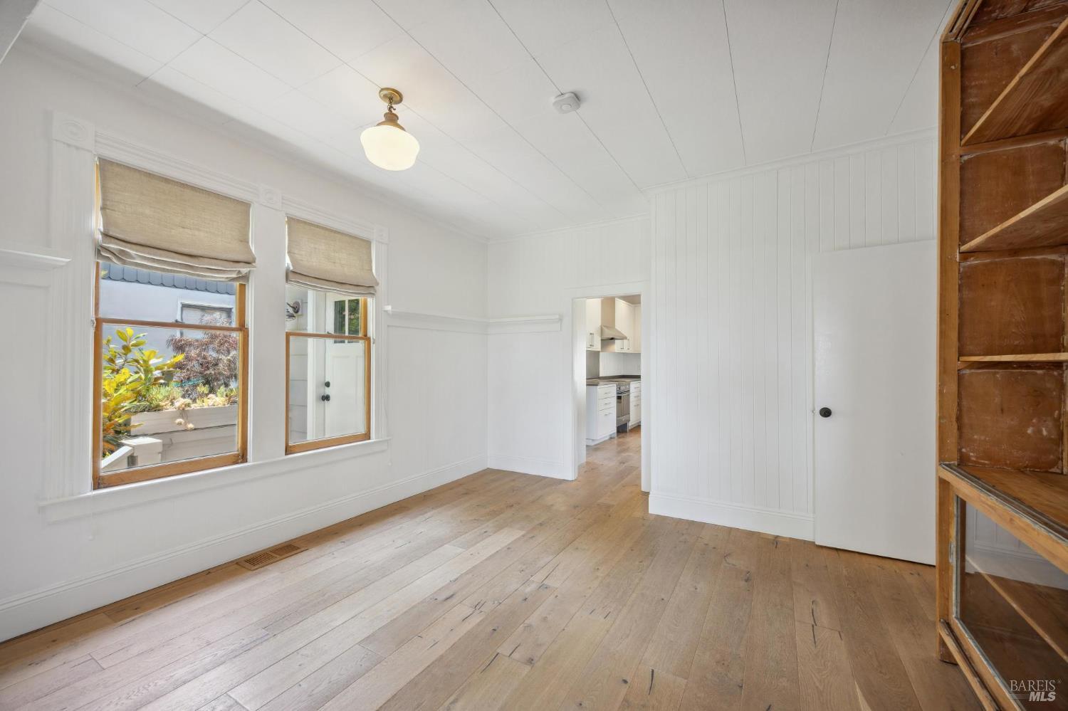 104 3rd St