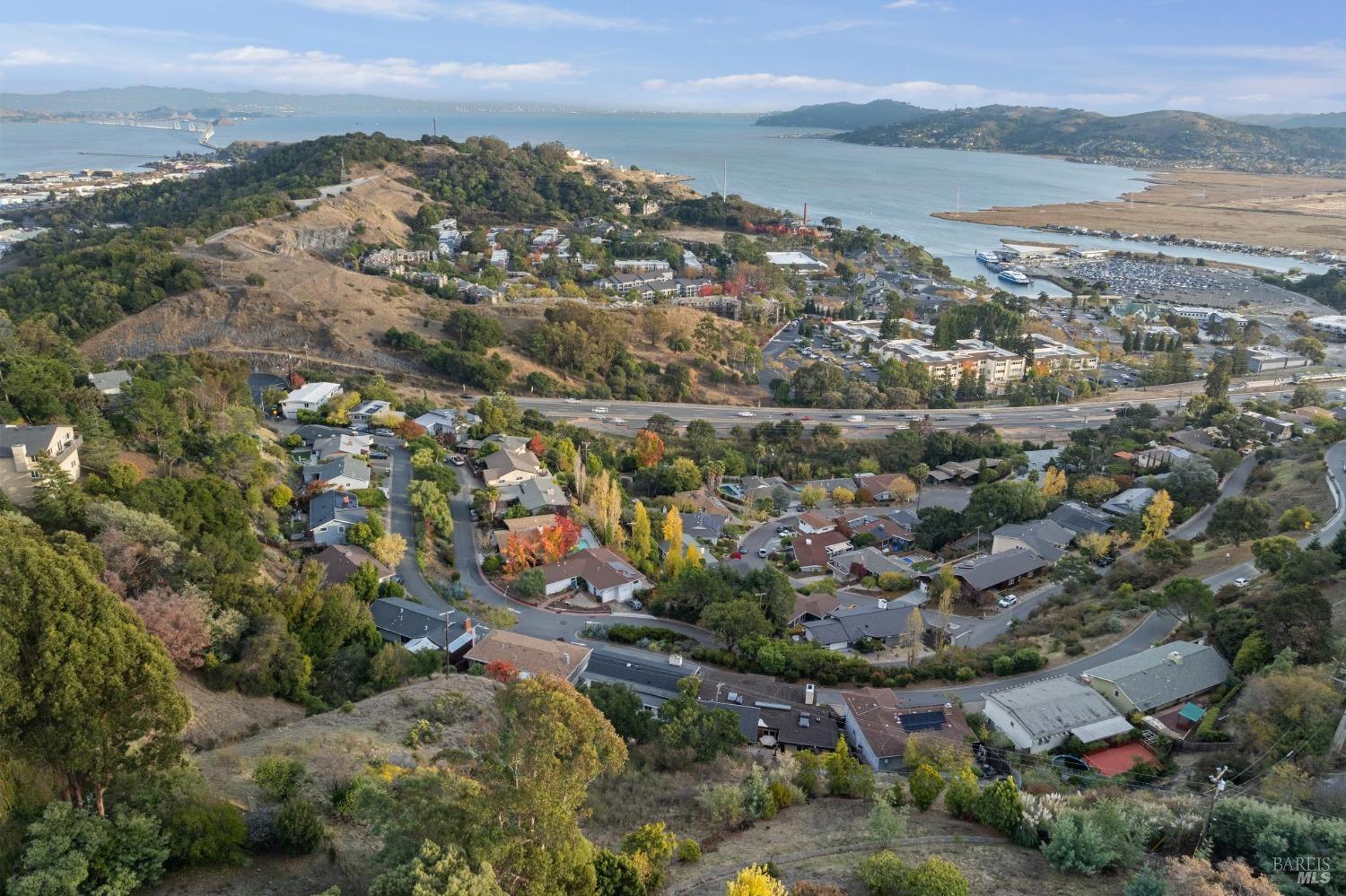 325 Via La Cumbre