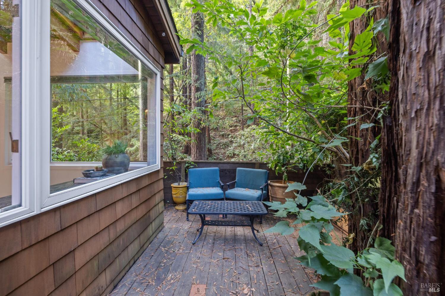 524 Cascade Dr