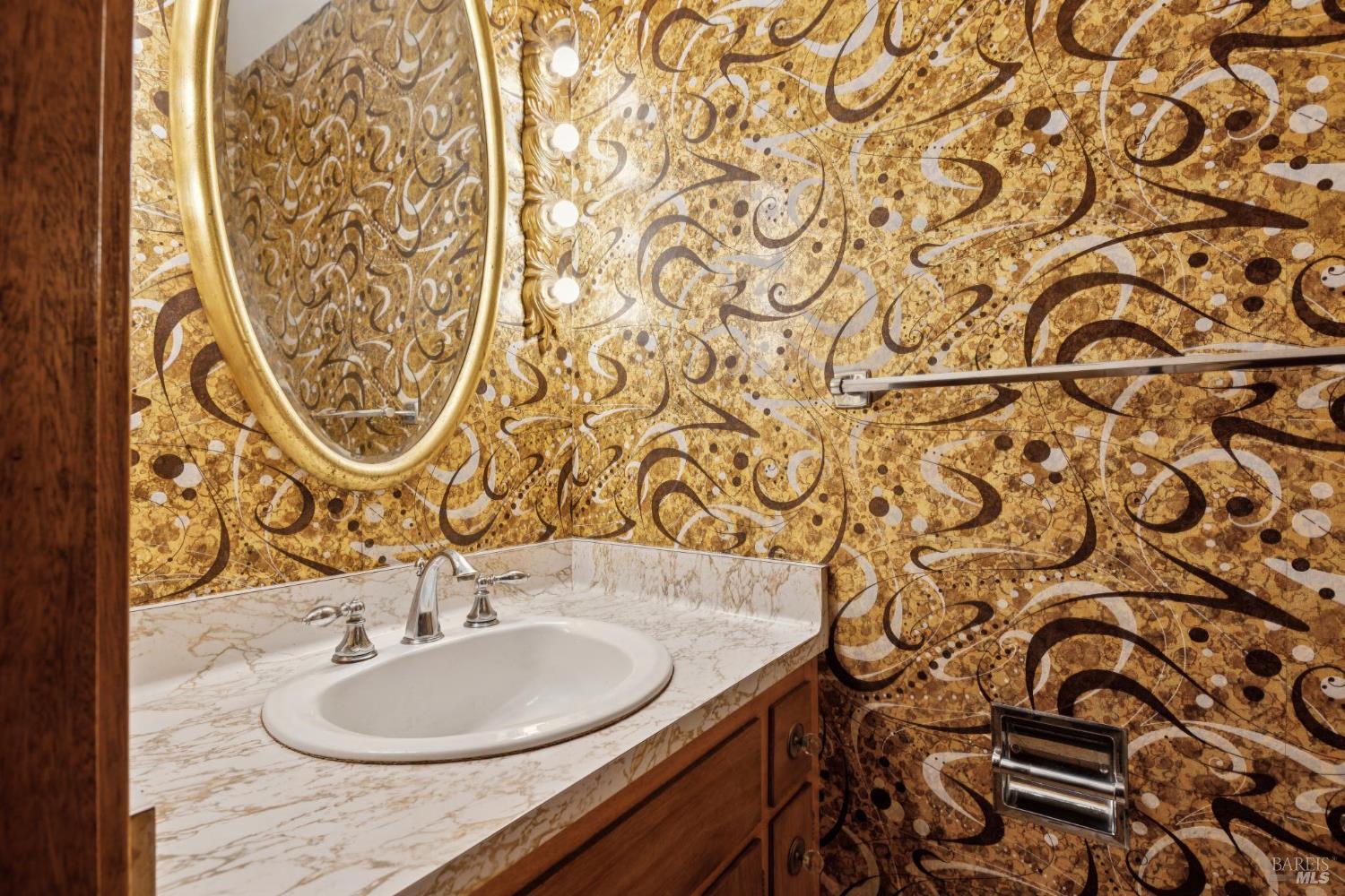 6935 Lucas Valley Rd