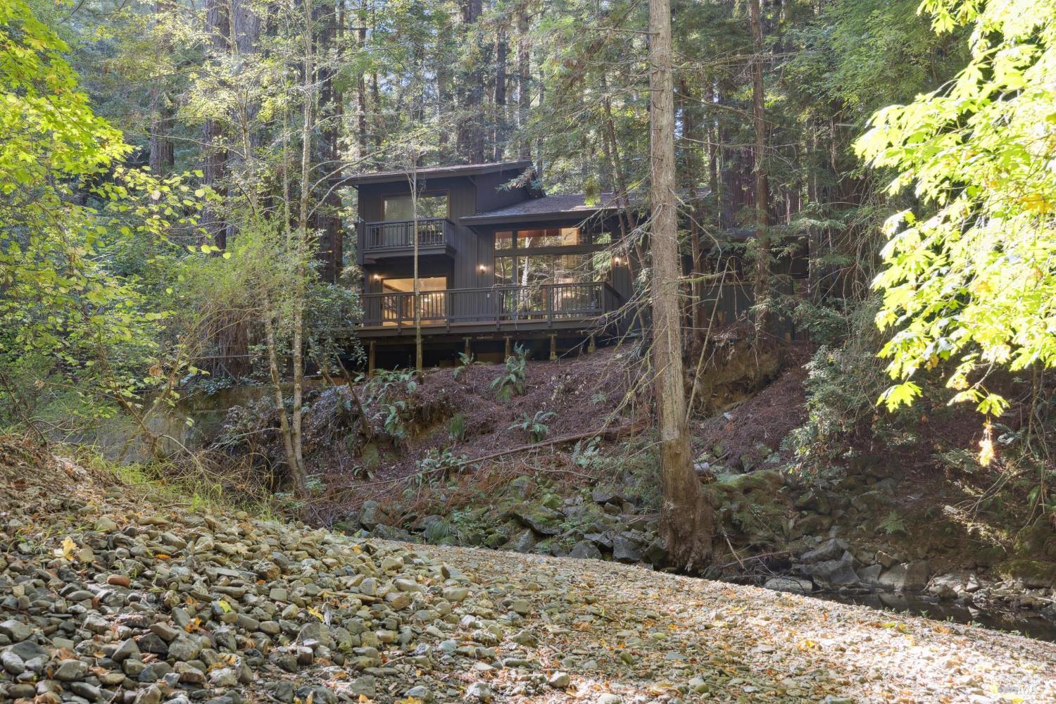 6935 Lucas Valley Rd