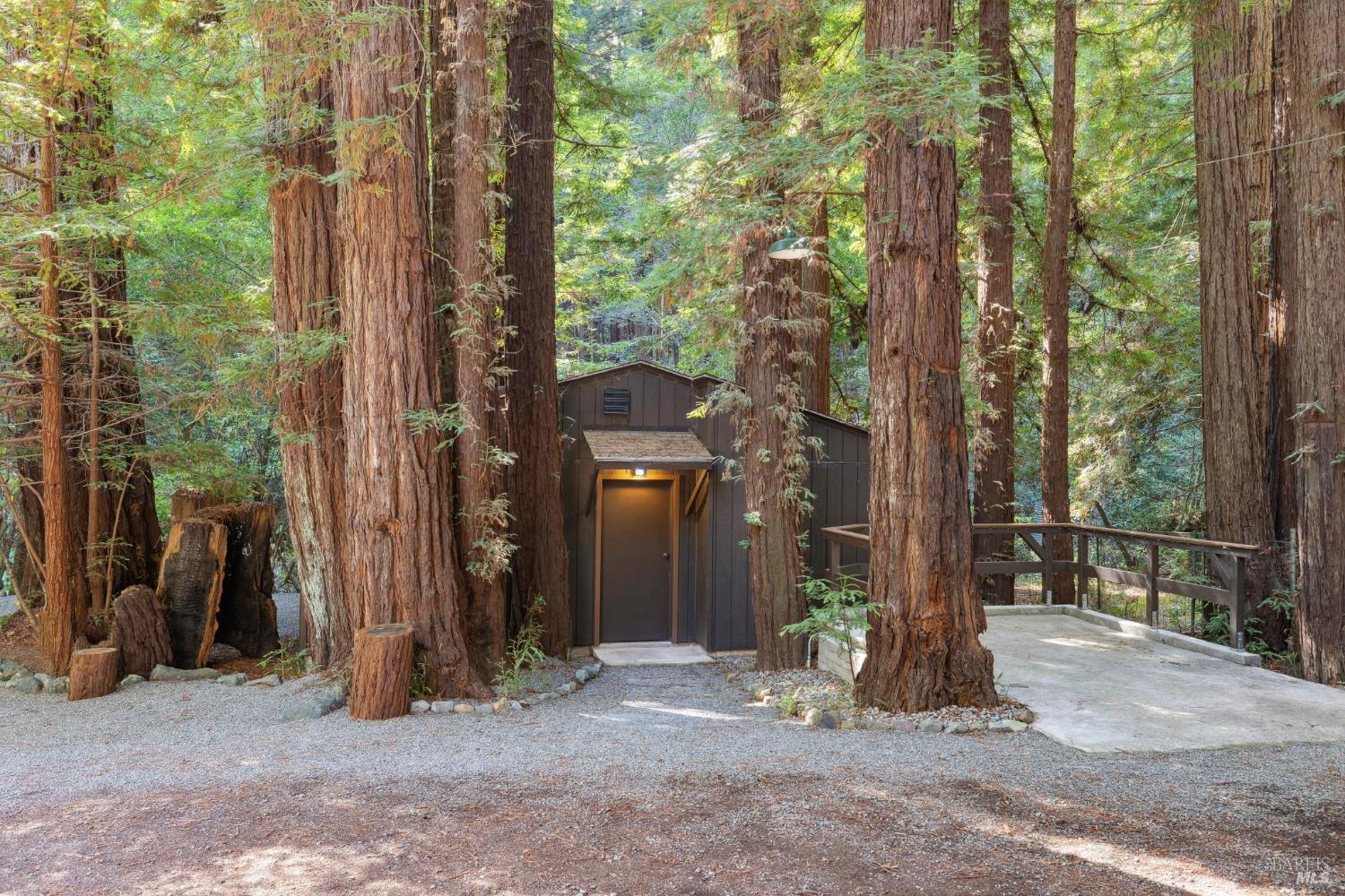 6935 Lucas Valley Rd