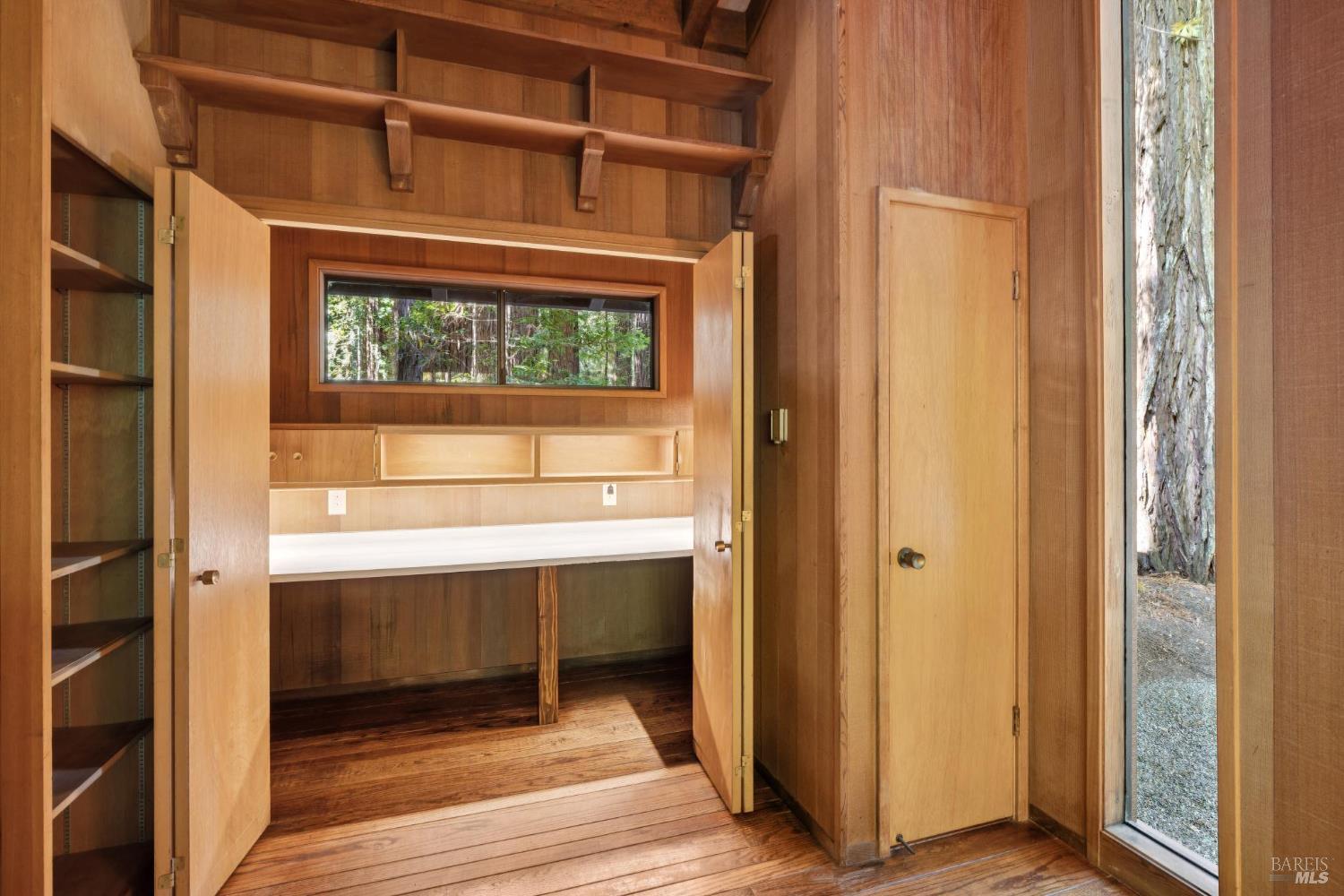 6935 Lucas Valley Rd