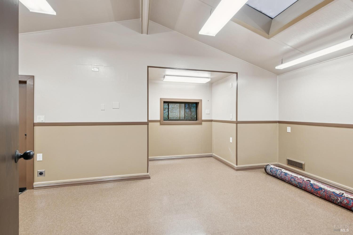 6935 Lucas Valley Rd