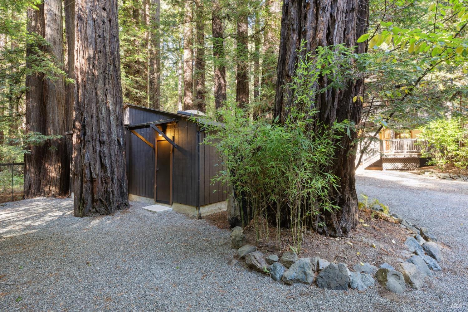 6935 Lucas Valley Rd