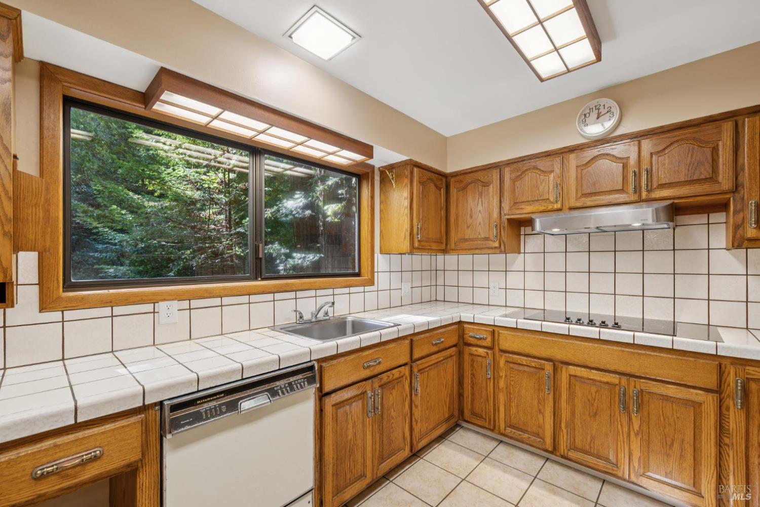 6935 Lucas Valley Rd