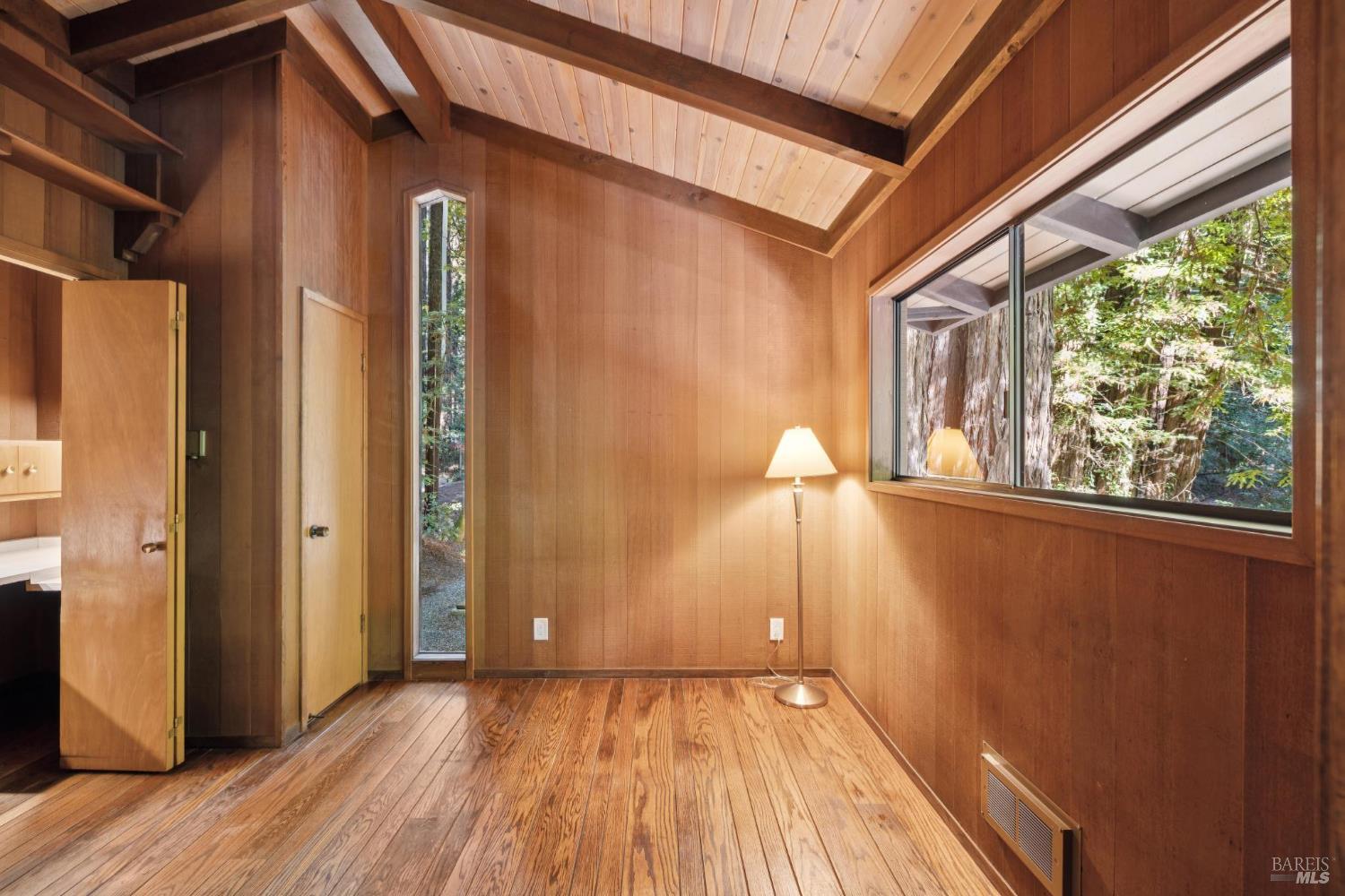 6935 Lucas Valley Rd