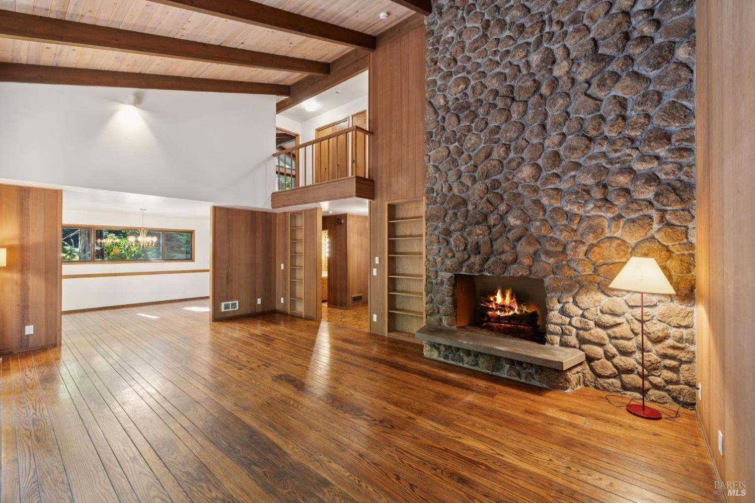 6935 Lucas Valley Rd