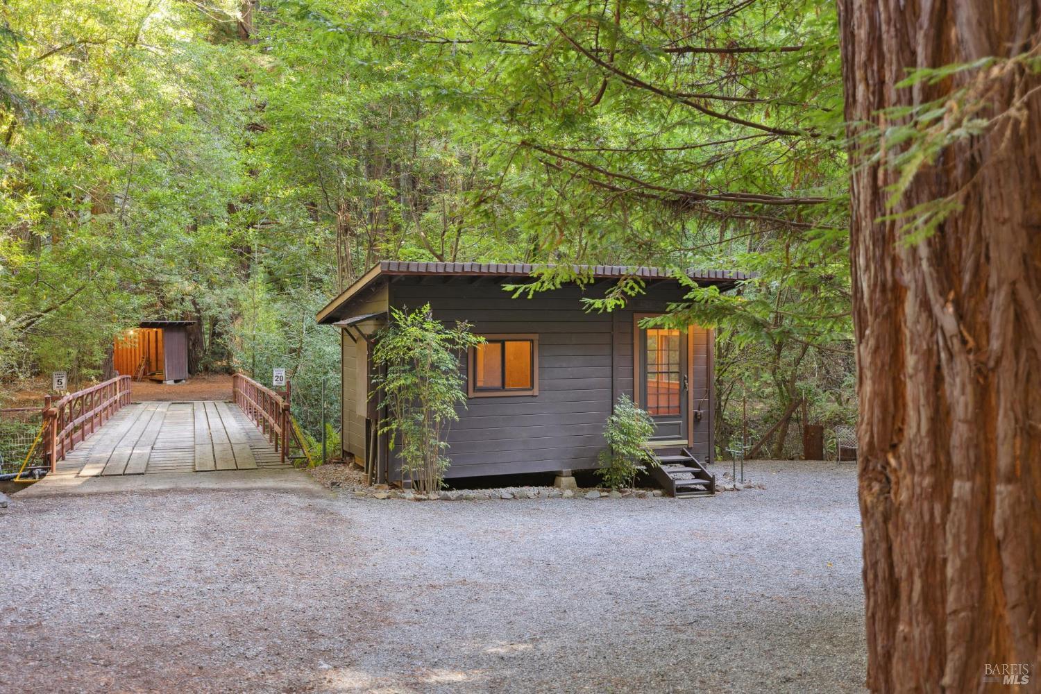 6935 Lucas Valley Rd