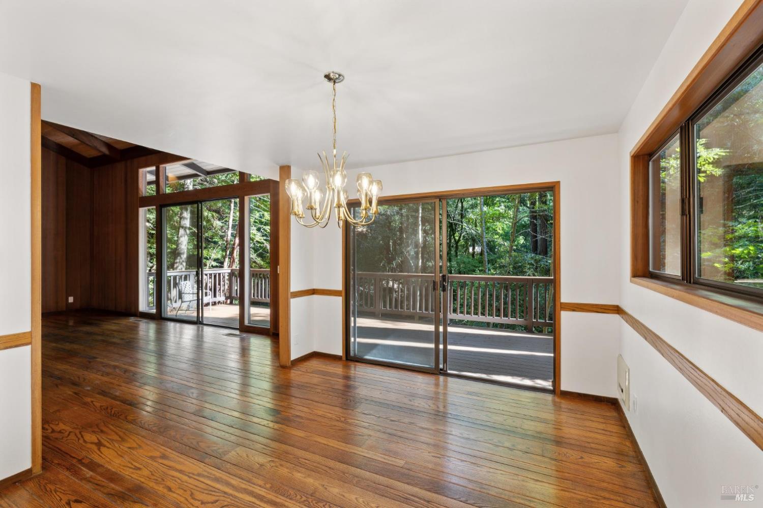 6935 Lucas Valley Rd