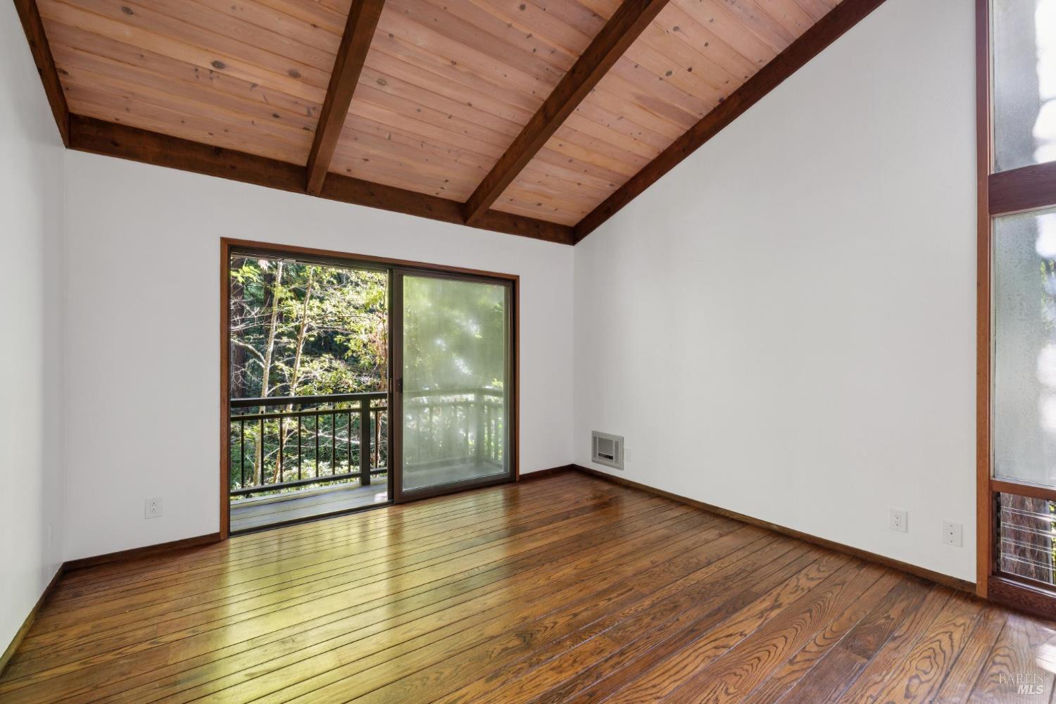 6935 Lucas Valley Rd