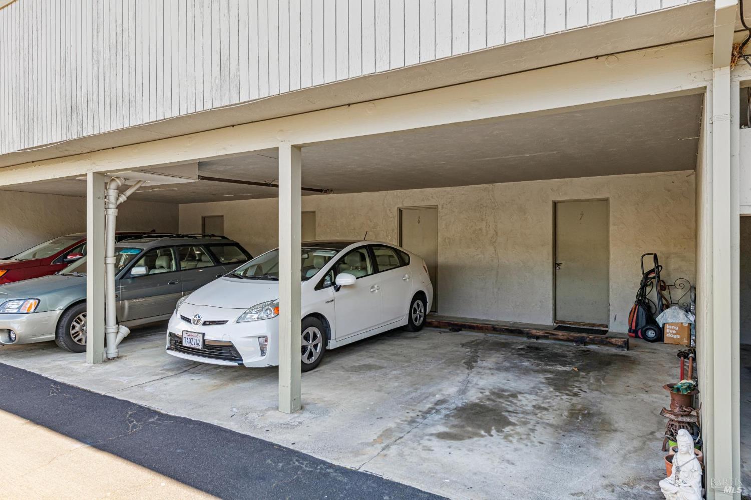 83 Pixley Avenue Unit: #6