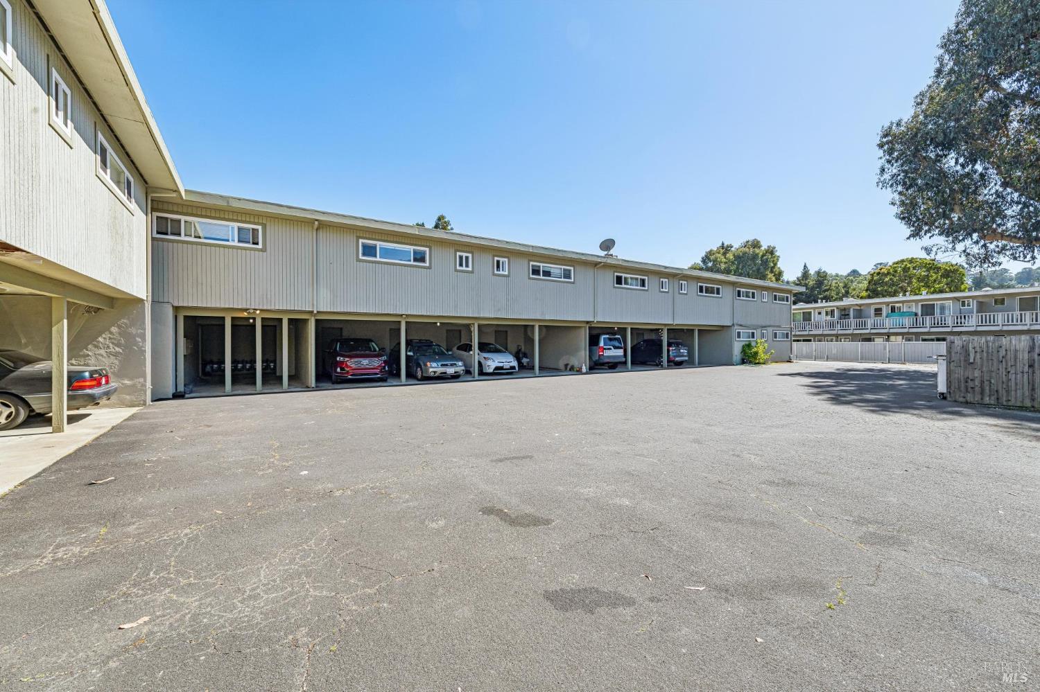 83 Pixley Avenue Unit: #6