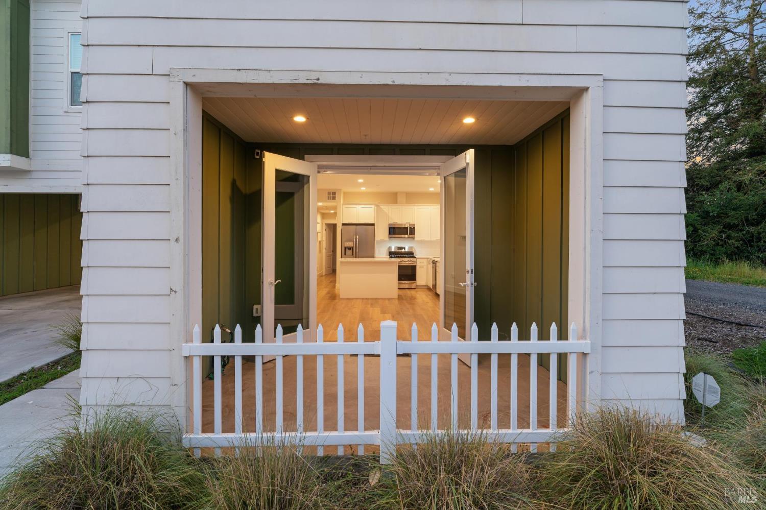 2672 Franz Kafka Avenue