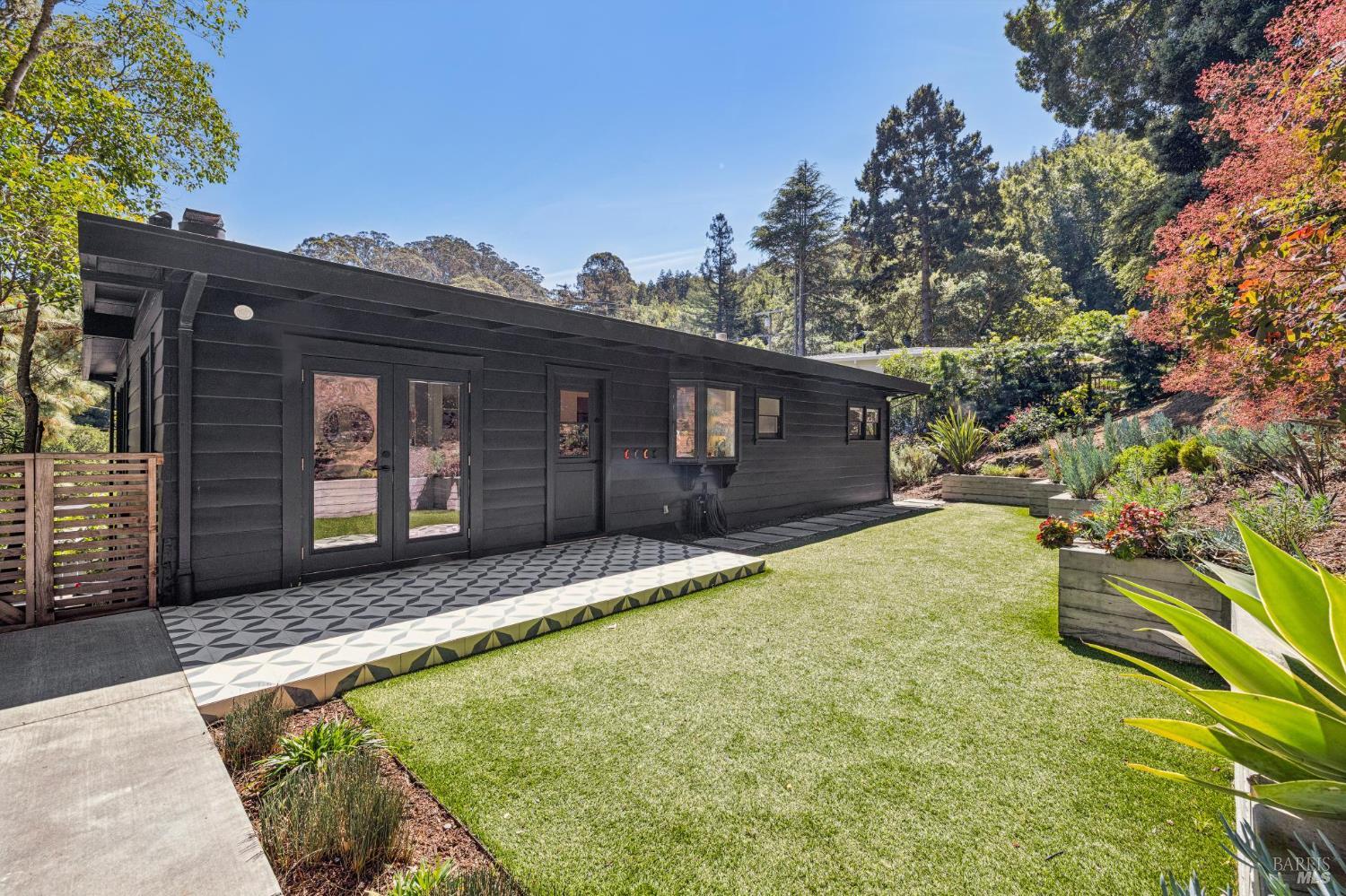 485 Montecito Avenue