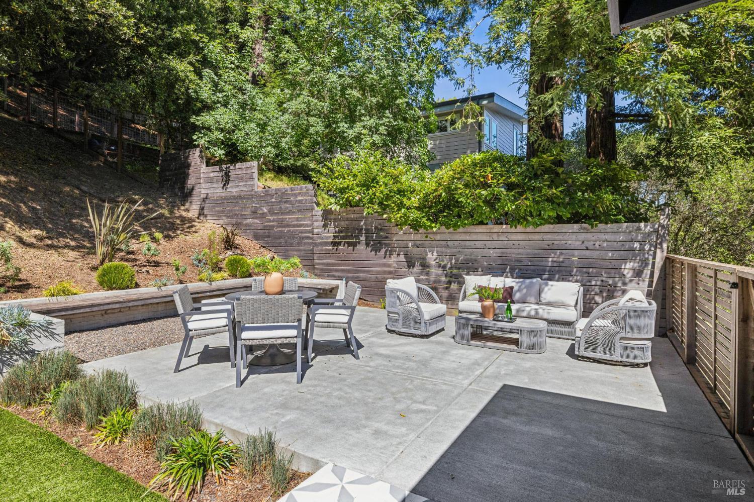 485 Montecito Avenue