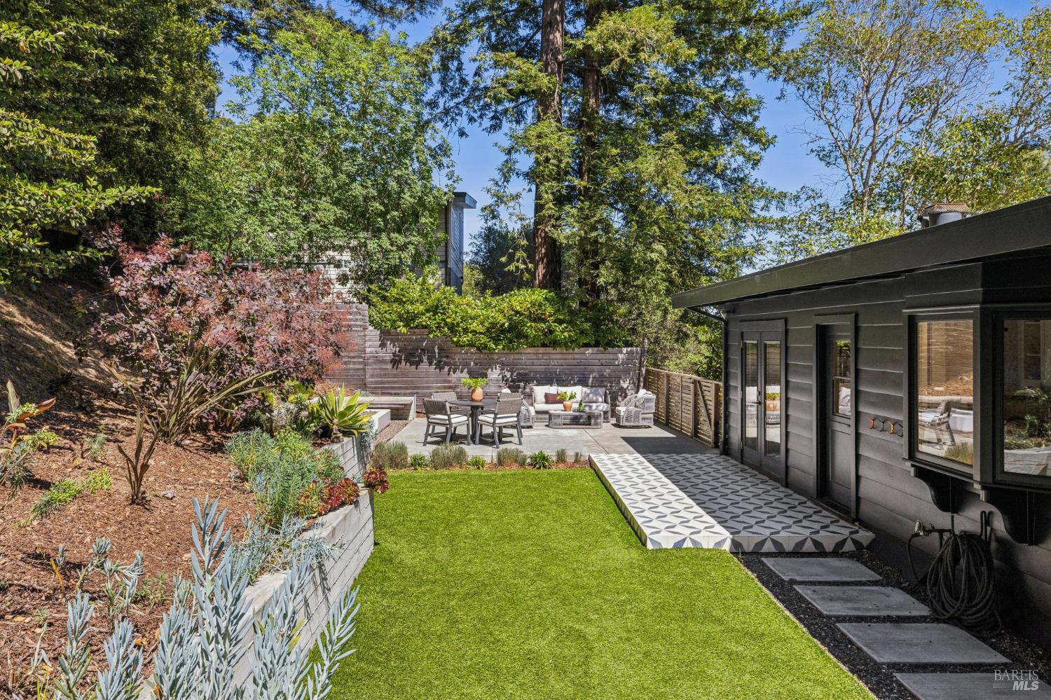 485 Montecito Avenue