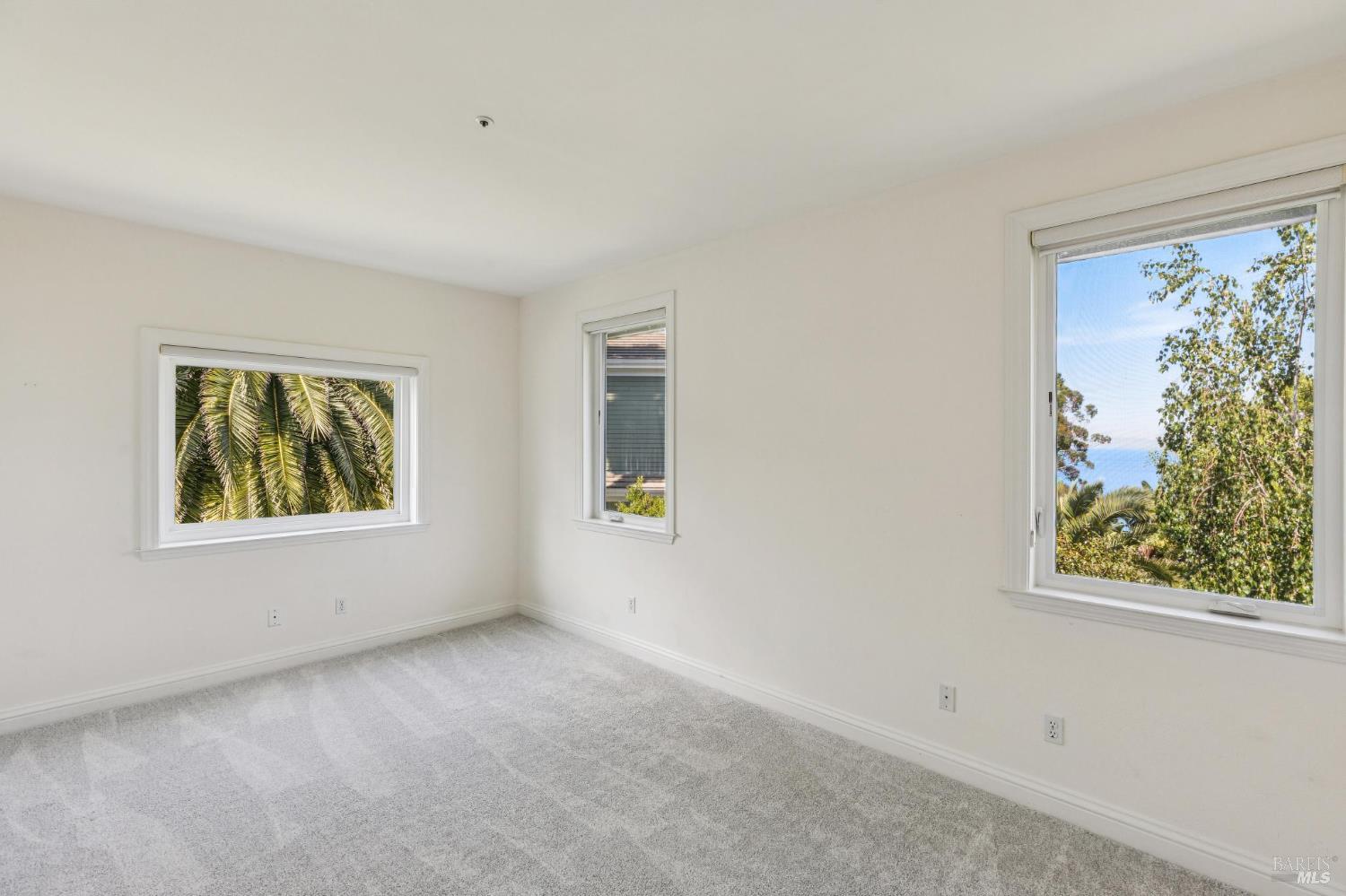 32 Marin Bay Park Court