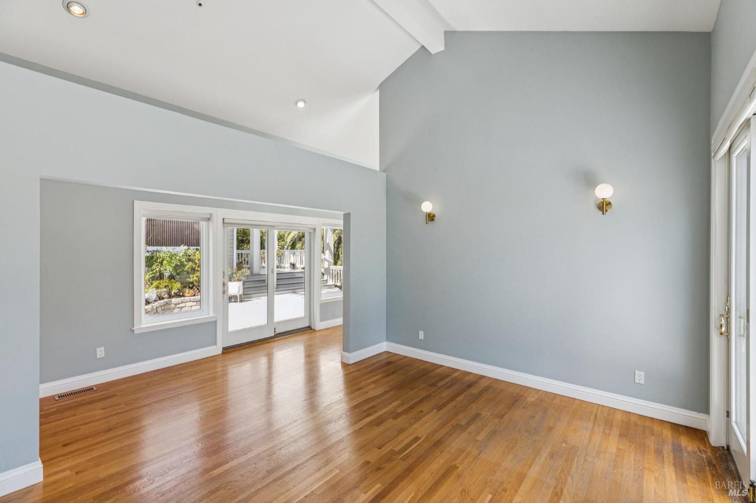 32 Marin Bay Park Court