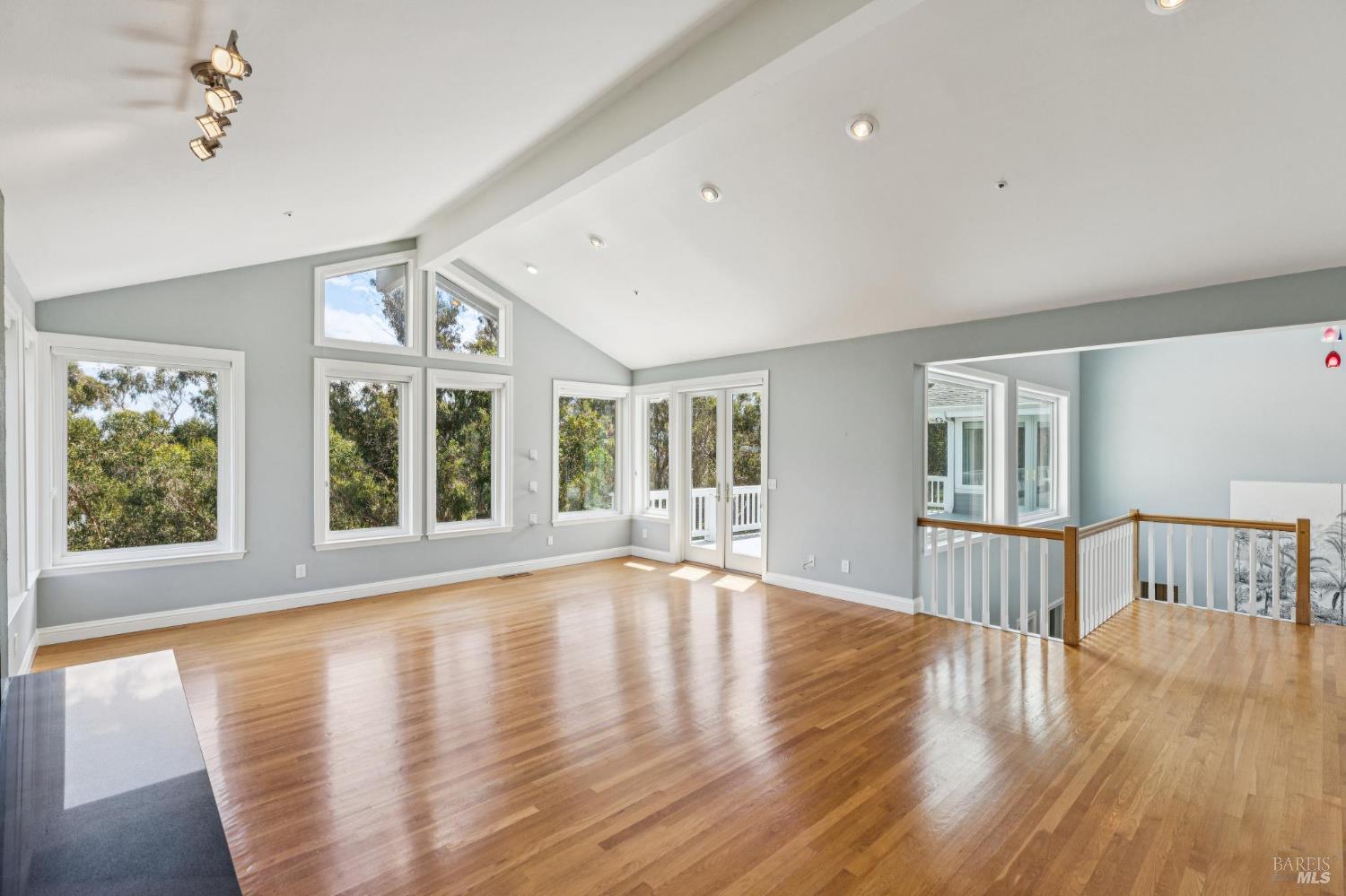 32 Marin Bay Park Court