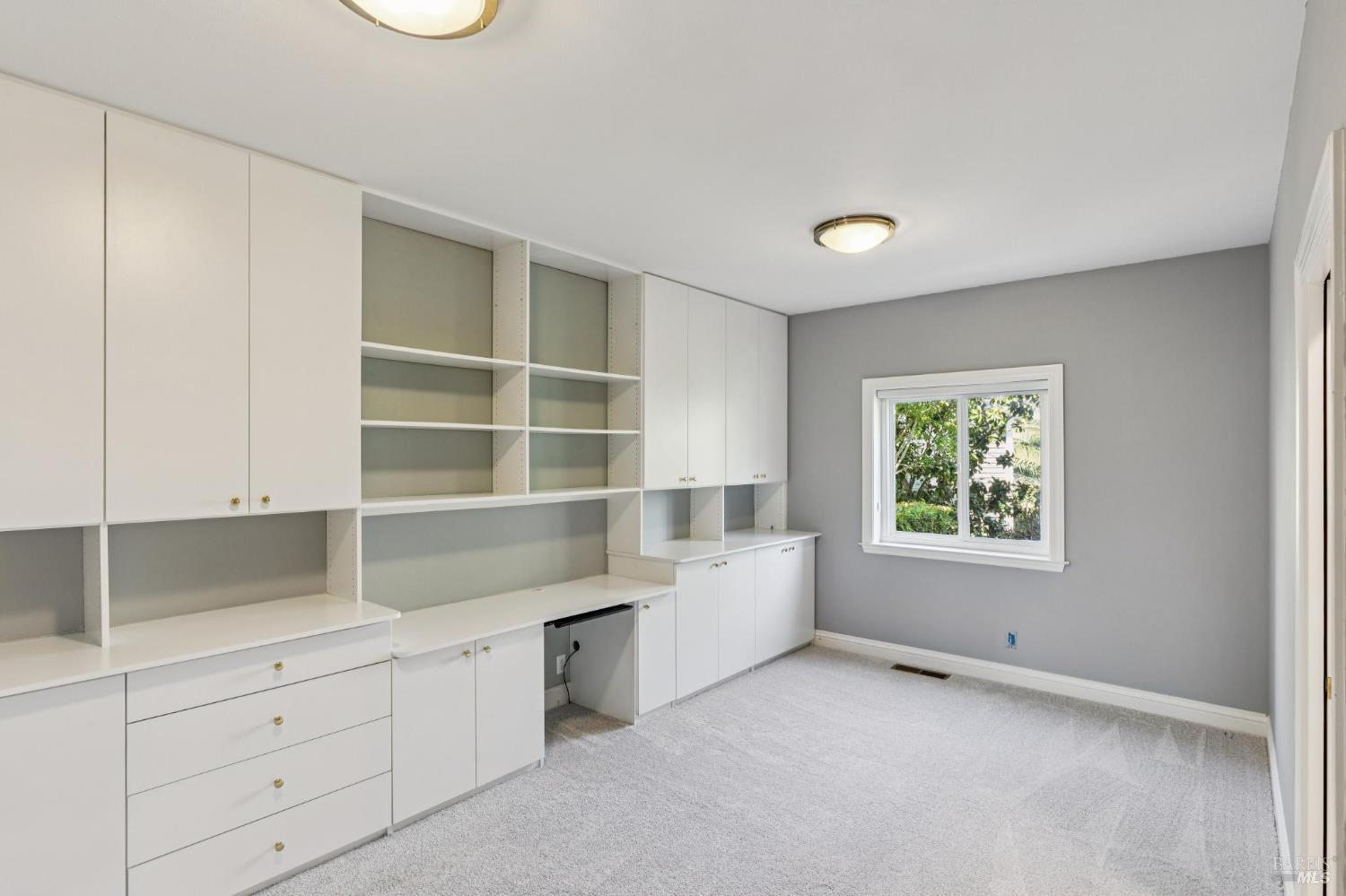 32 Marin Bay Park Court