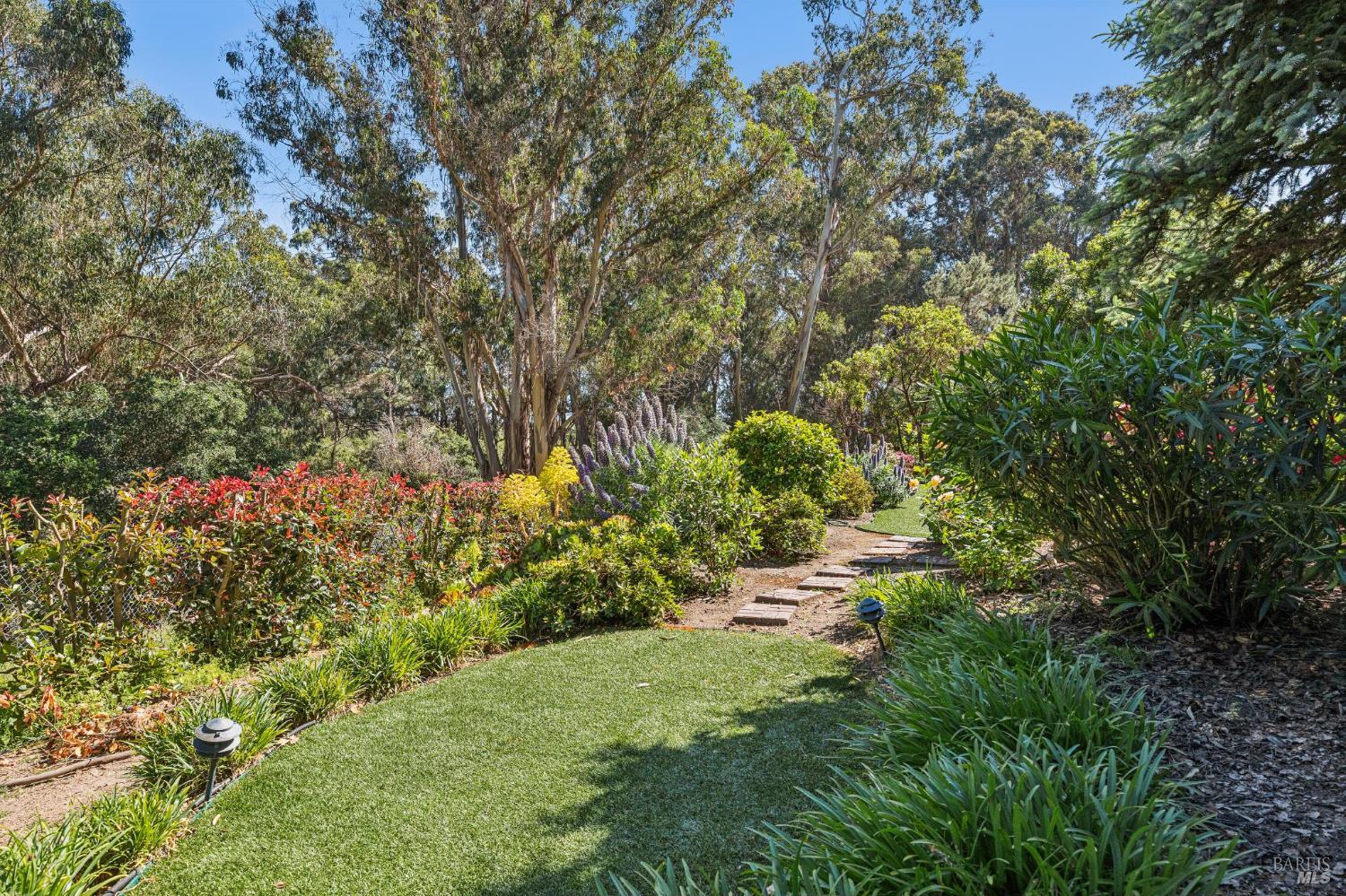 32 Marin Bay Park Court