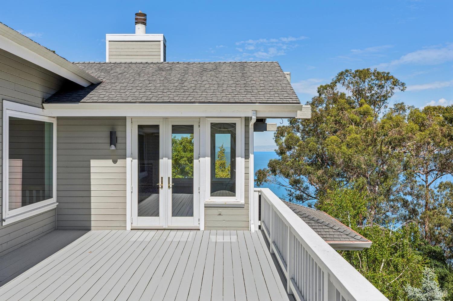 32 Marin Bay Park Court