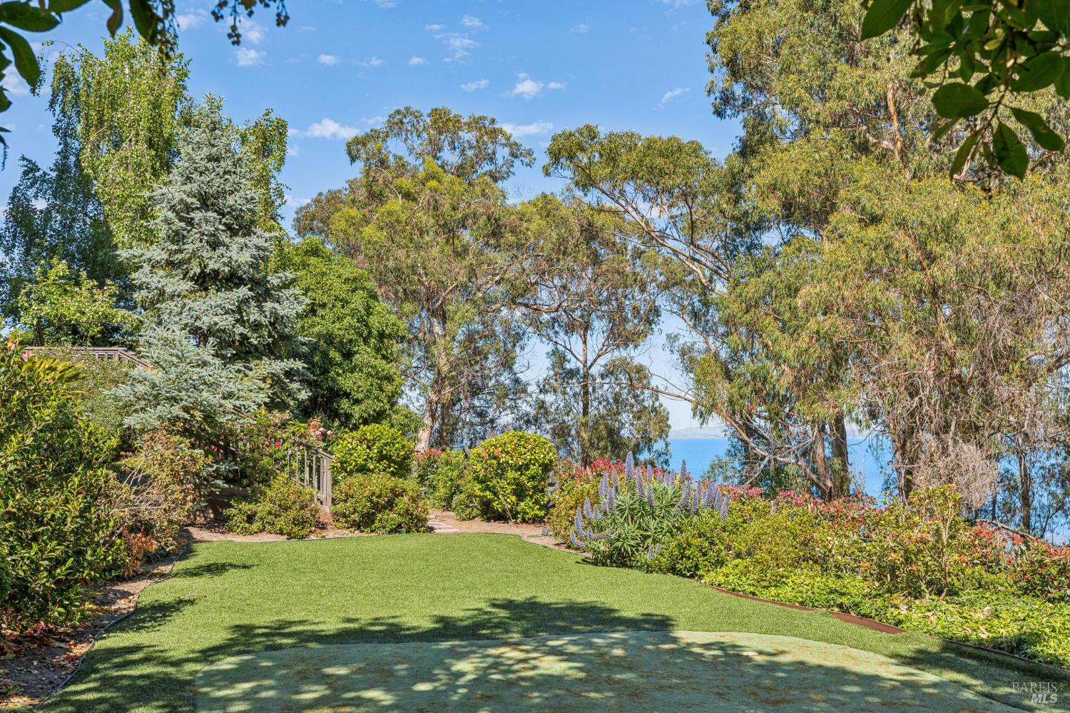 32 Marin Bay Park Court