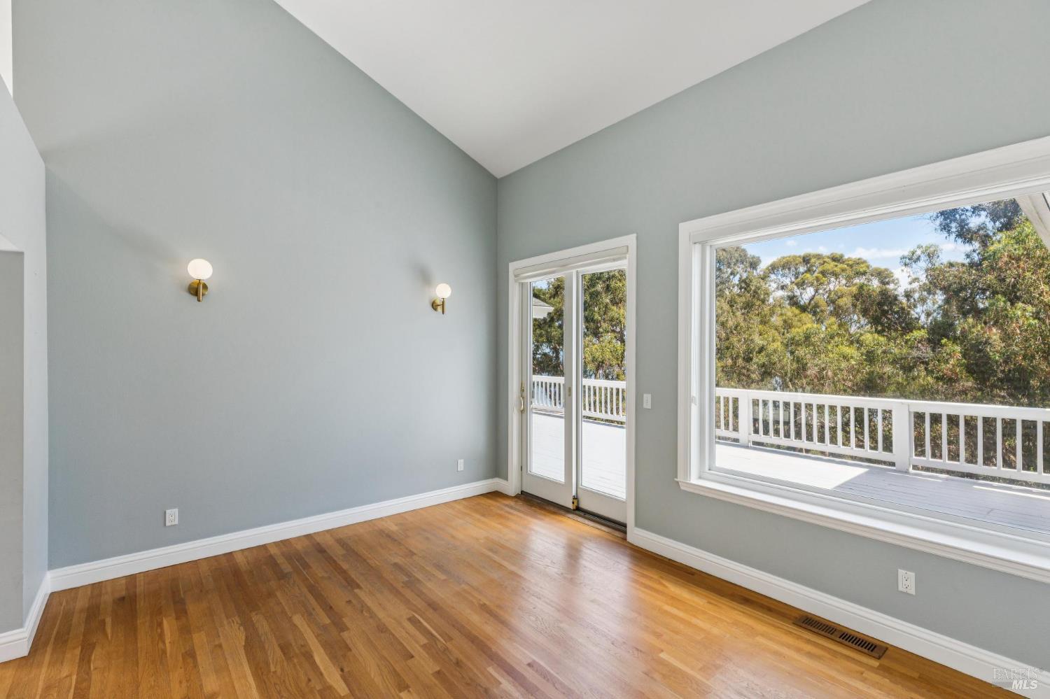 32 Marin Bay Park Court