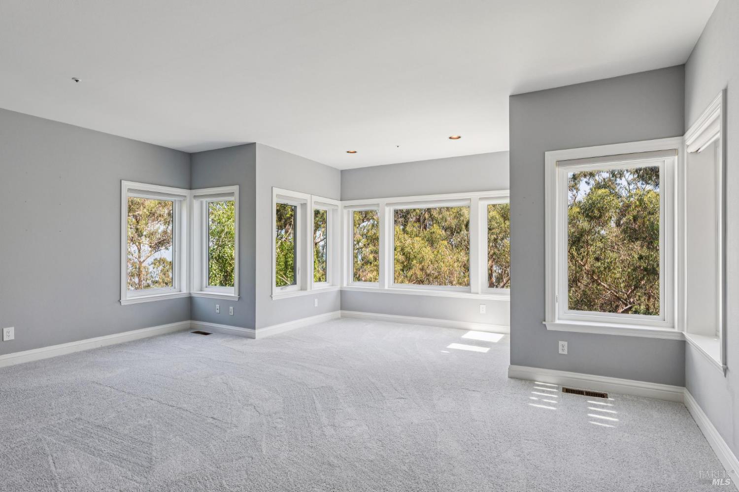 32 Marin Bay Park Court